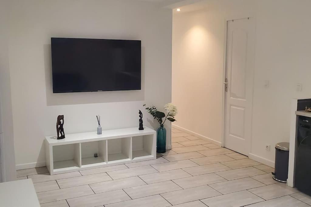 Tulsa Home - Superbe Appartement De Deux Chambres - Avec Terrasse Privee Osny Εξωτερικό φωτογραφία